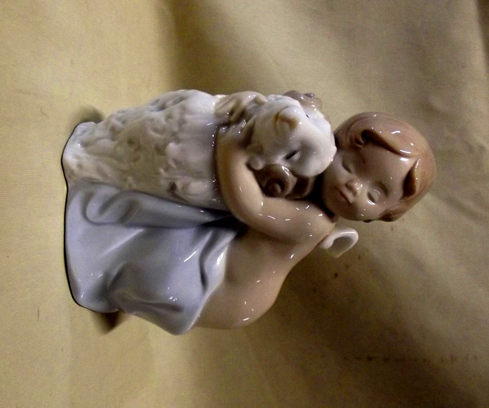Statuina NAO by LLADRO