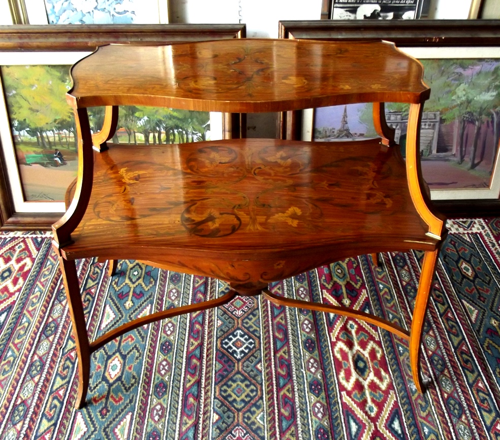 Etagere