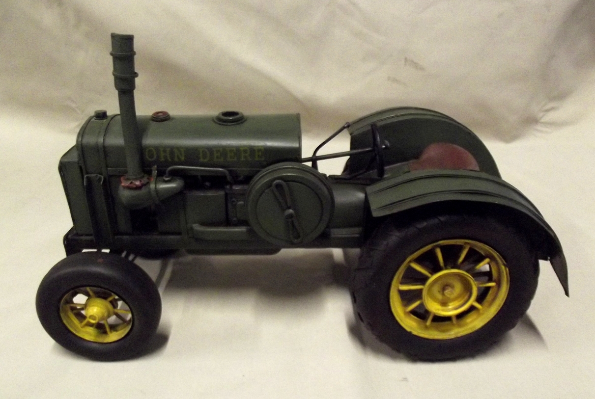 Modellino Trattore JOHN DEER