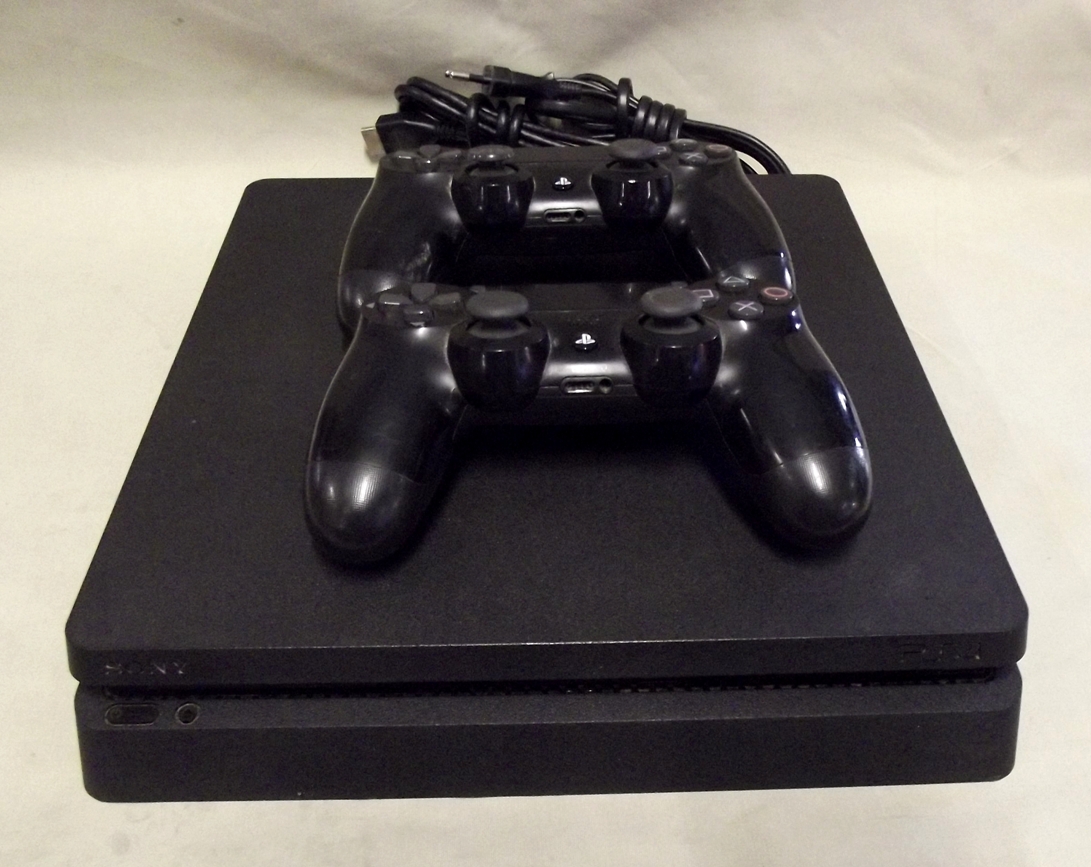 Consolle PLAY STATIO 4